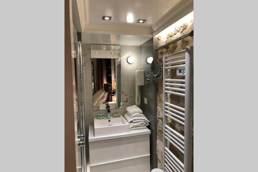 Loft Nazareth Quartier Du Marais Apartment Paris Bagian luar foto